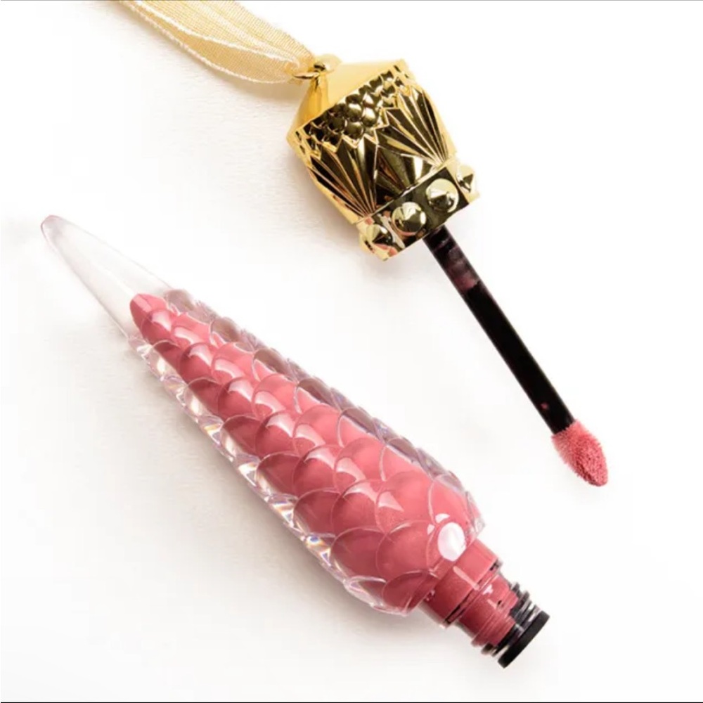 🫦Christian Louboutin🫦 Loubilaque Lip Lacquer - 712L AKENANA -